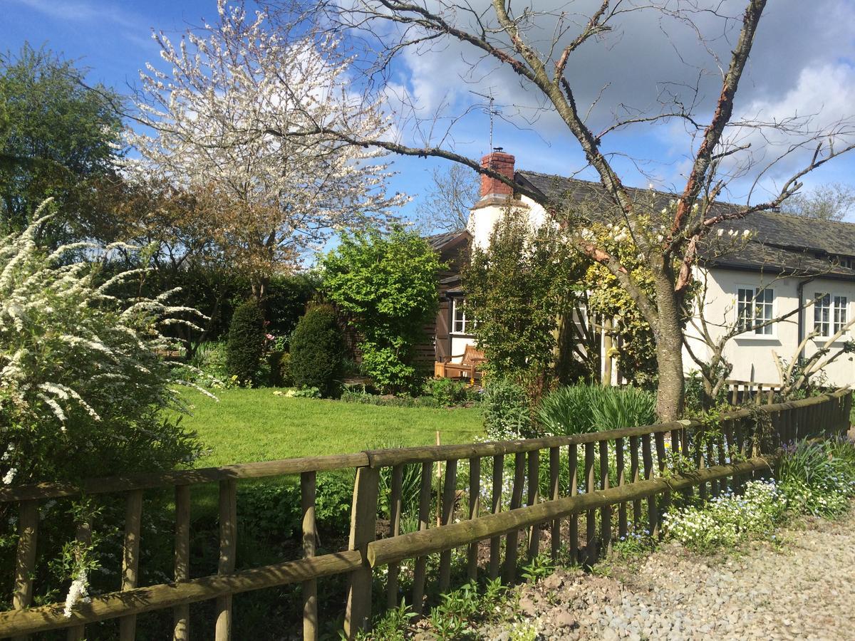 Yew Tree Cottage Leominster Exterior foto