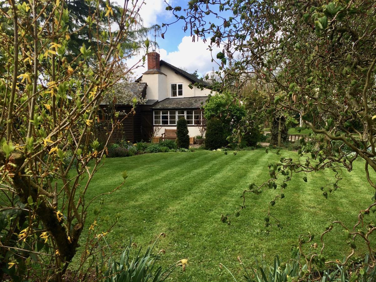 Yew Tree Cottage Leominster Exterior foto